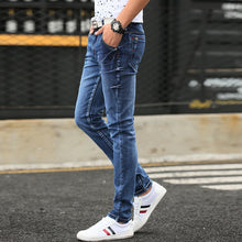 Load image into Gallery viewer, Jeans men&#39;s 2019 new slim jeans, high-quality casual stretch trousers men&#39;s clothing, fashion Korean straight versatile jeans
